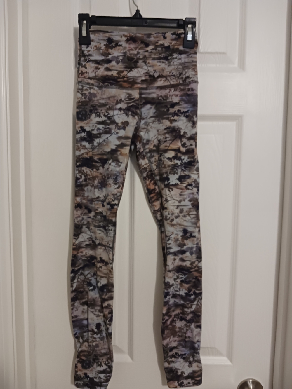 lululemon Align High Rise GrayPink Printed Leggings 25" -Sz 2